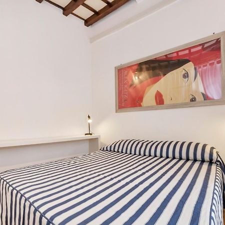 Campo De' Fiori Apartment Рим Екстер'єр фото