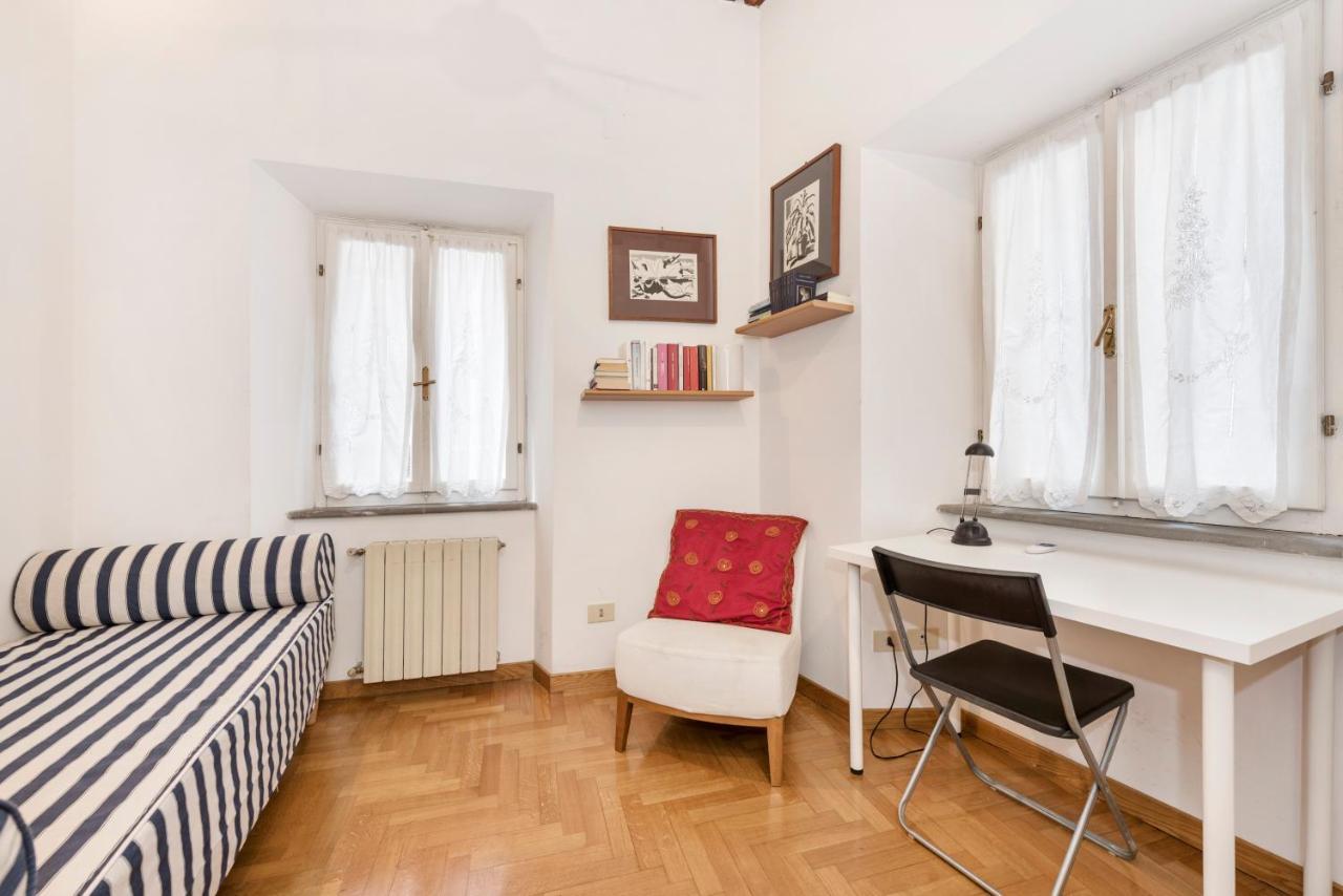 Campo De' Fiori Apartment Рим Екстер'єр фото